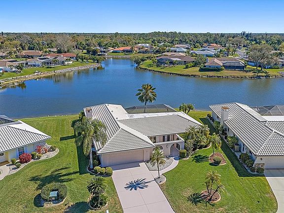 2nd image of 1824 Raintree Ln