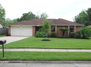 803 Chelsea Ln, Friendswood, TX 77546