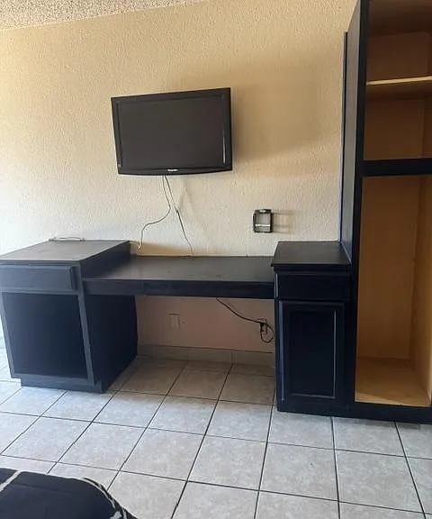 Unit Photo
