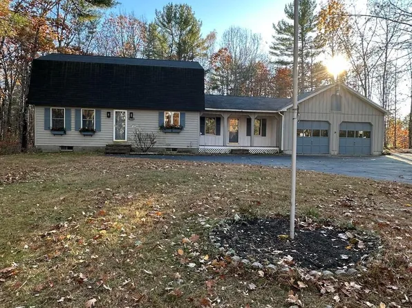 900 Richville Rd, Standish, ME 04084