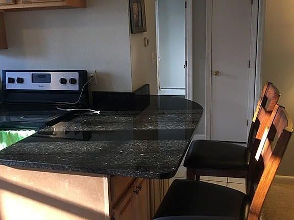 5th image of 30 Danbury Dr APT 18