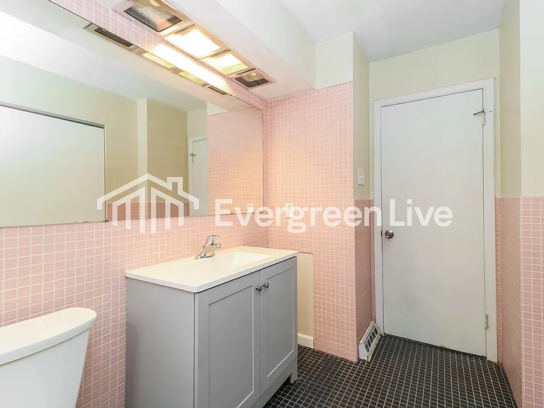 11875 Hidden Lake Dr — Photo 10