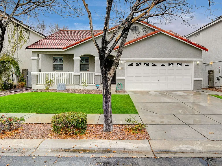 1502 Shadow Haven Ln — Photo 1