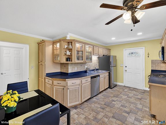 3rd image of 1866 Center Groton Road