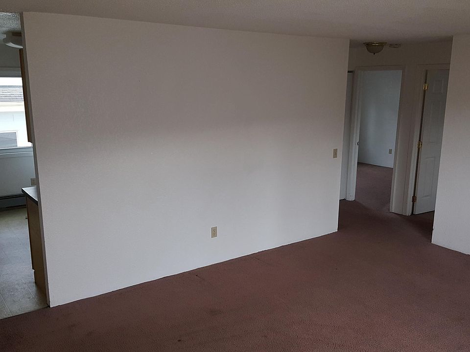 2nd image of 3132 Peterkin Ave APT 3