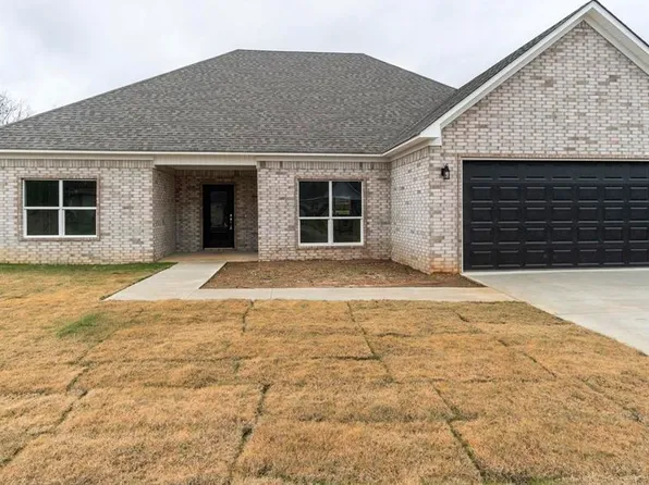 18 River Cliff Dr, Mayflower, AR 72106