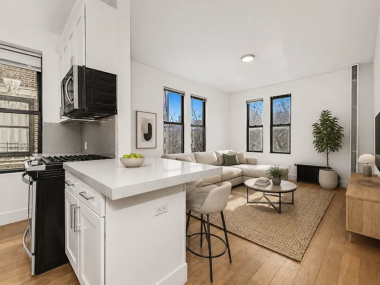 217 Central Park N #15 — Photo 1