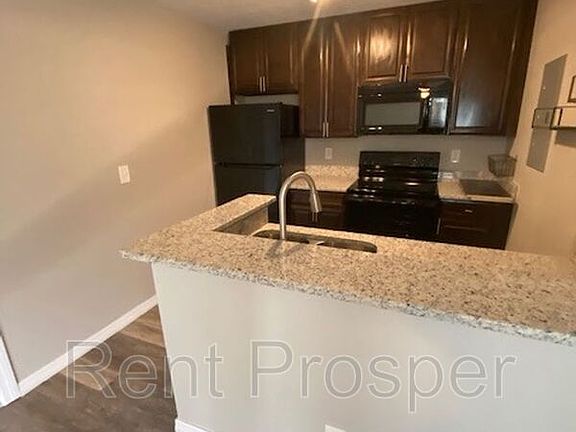 4th image of 2031 Cascades Blvd Unit 203