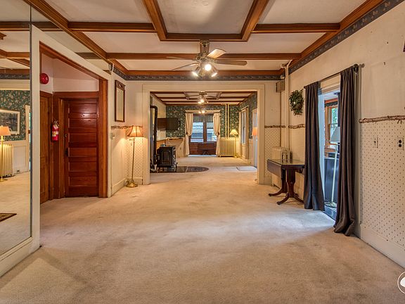 2nd image of 38 Highland Pl