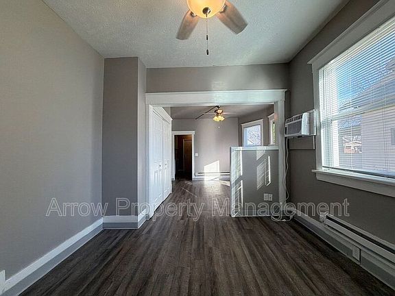 2nd image of 1215 Peach St APT 1