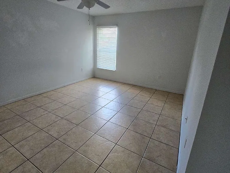 5085 Courtland Rd — Photo 5