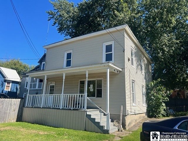 1st image of 124 Water St