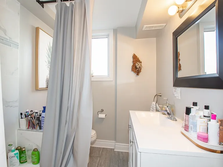 94 Meredith Dr — Photo 13