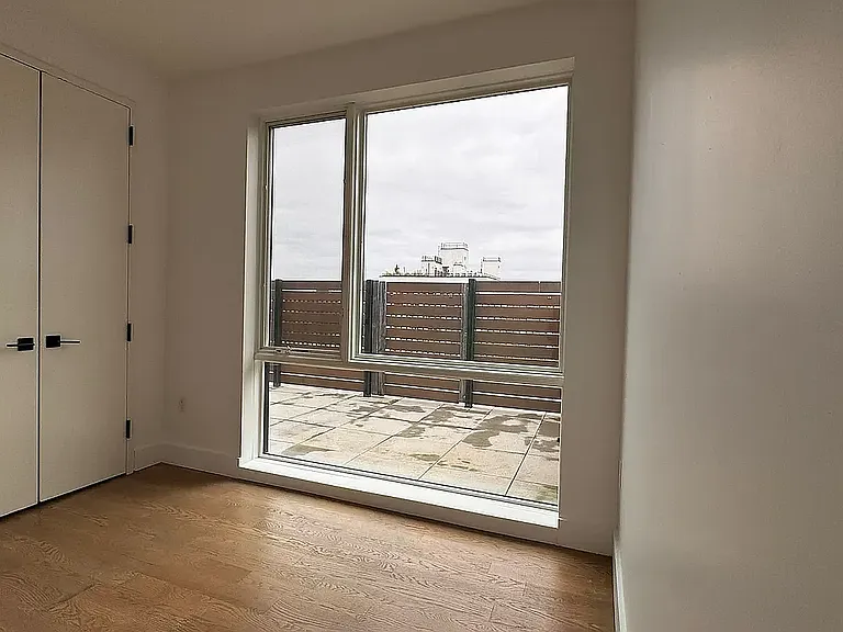 796 Lexington Ave #3B — Photo 6