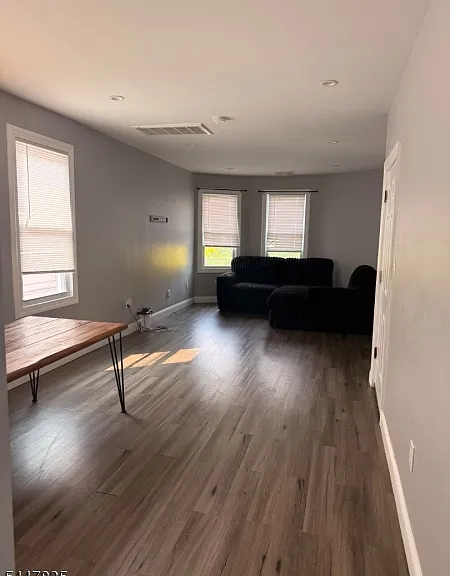 1008 Boudinot Pl — Photo 3