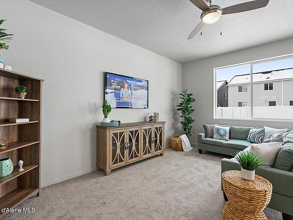 2nd image of 1581 N Wilhelm Way