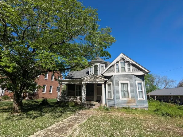410 S State St, Lexington, NC 27292