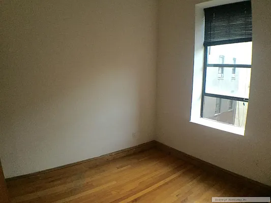 Rented by Sovereign Associates | media 9