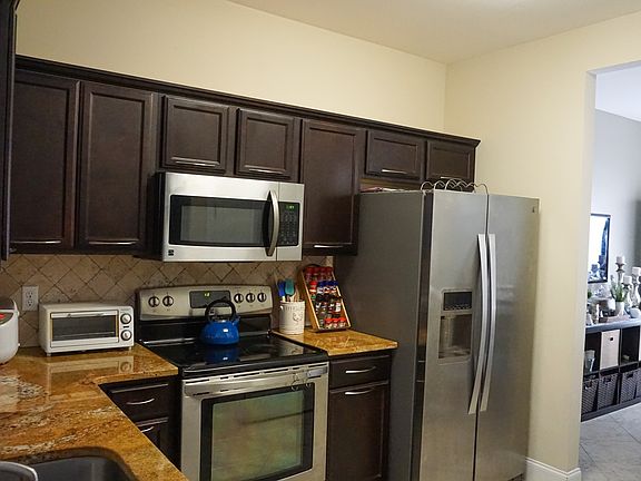 5th image of 308 Niceville Ave