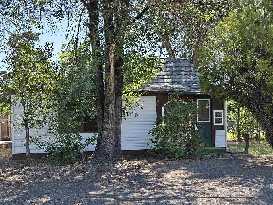1st image of 194 Jackson St