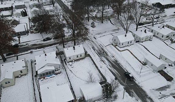 3rd image of 628 W 31st St