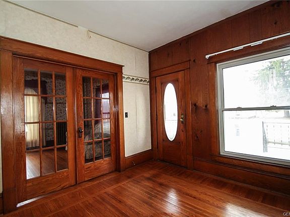 4th image of 37 Clifton St