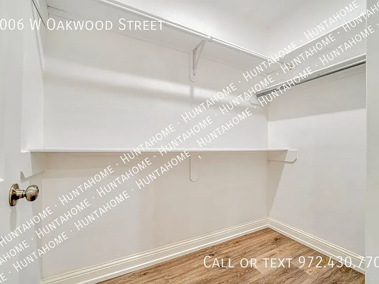 2006 W Oakwood St — Photo 16