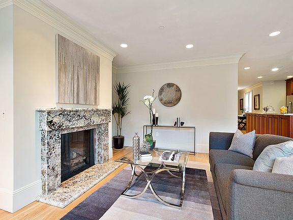 5th image of 1860 Page St Unit 201