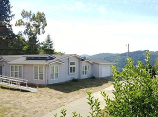 16320 Campbell Rd, Brookings, OR 97415