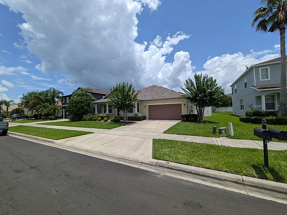 4th image of 539 First Cape Coral Dr