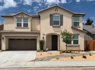 2737 Griffith Ave, Clovis, CA 93611