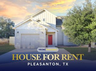 211 Circle Ct, Pleasanton, TX 78064