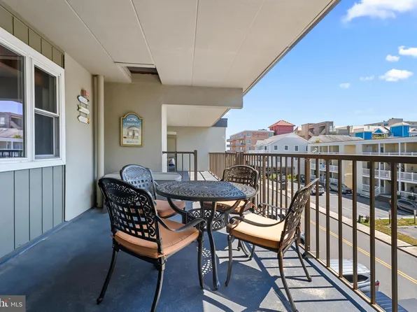 14 64th St Unit 303, Ocean City, MD 21842