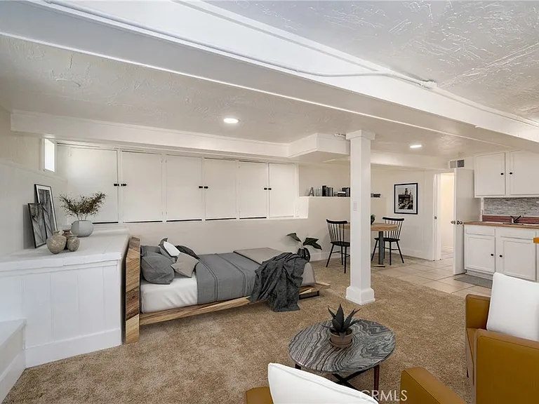 515 1/2 S Walnut Ave #1/2 — Photo 3