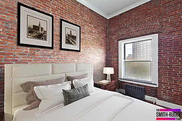 Rented by R New York