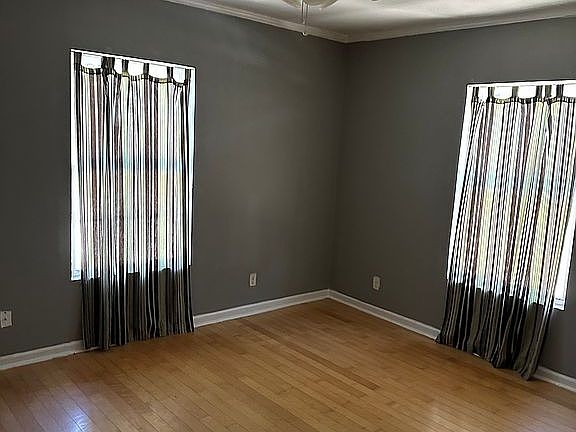 5th image of 3855 Arbor St