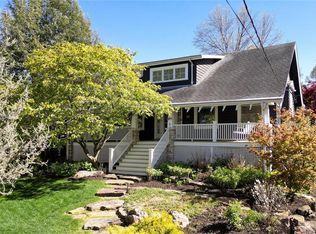 844 Westwood Pl, Saint Louis, MO 63122