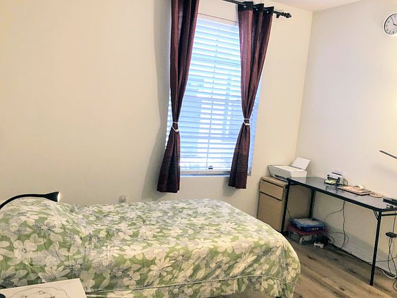 4th image of 10824 Sabre Hill Dr Unit 193