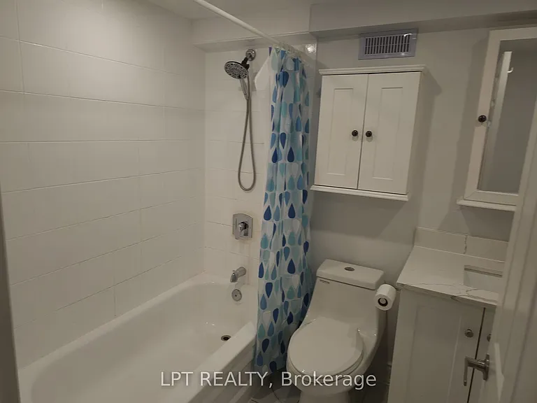 9 Michigan Ave #LEGAL BASEMENT APART — Photo 21
