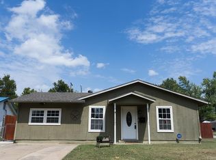 203 W Orleans Ave, Sapulpa, OK 74066