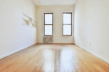 Rented by Balass Ralph, LREB