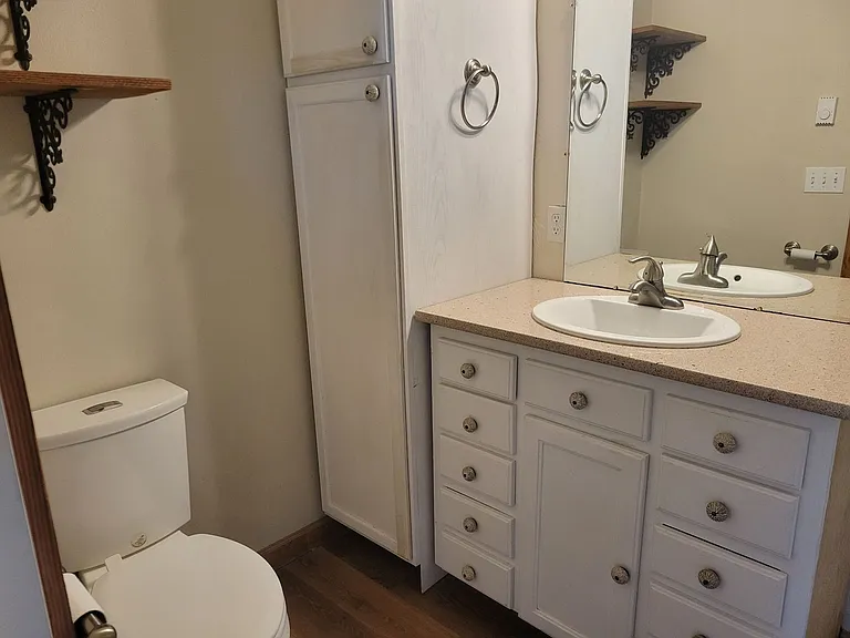 407 Ash St — Photo 10