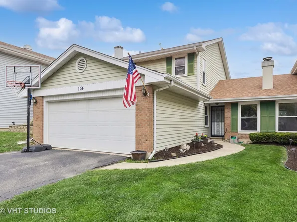 134 Regency Dr, Lombard, IL 60148