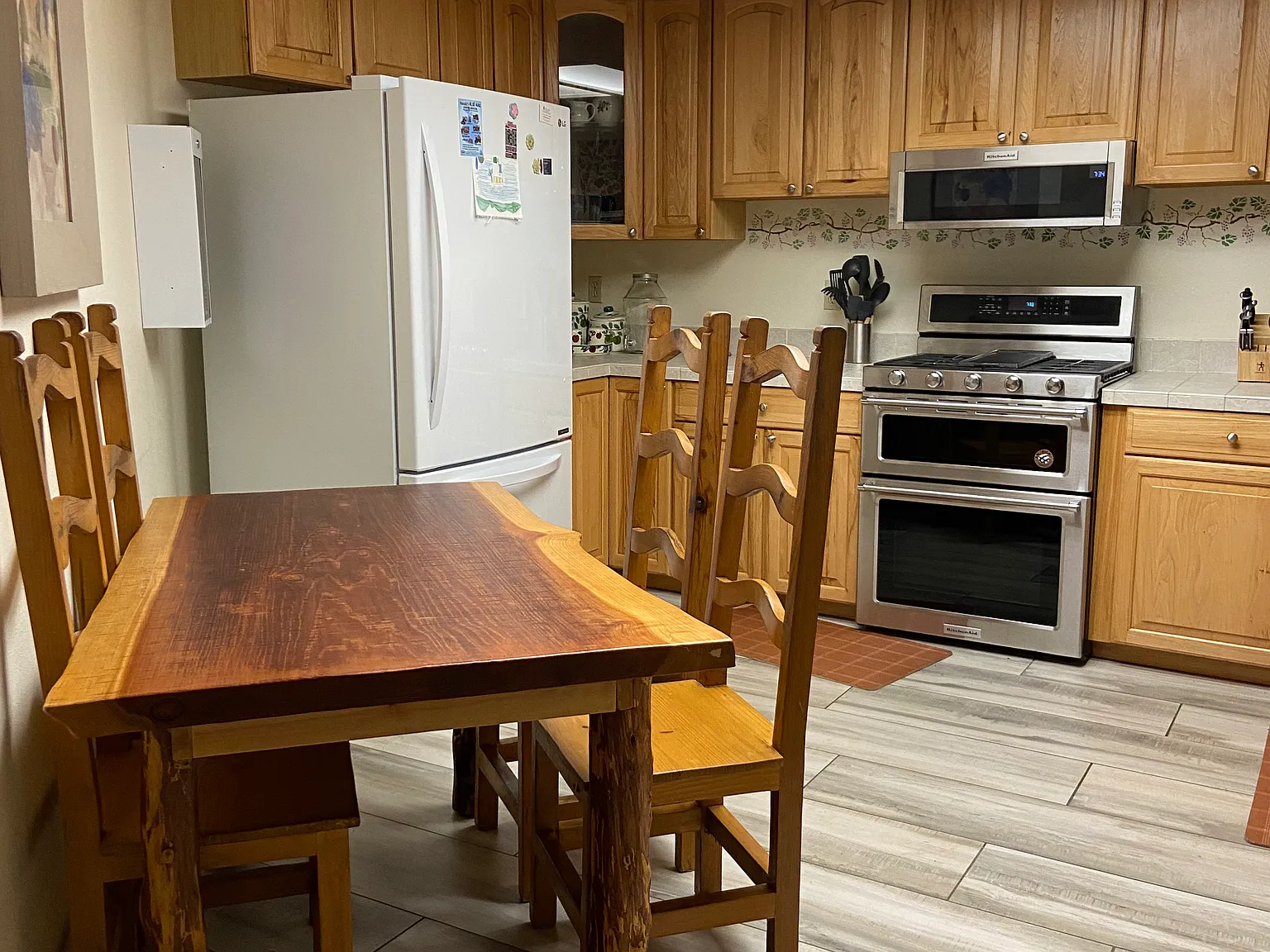 3 bed, 1558 sqft, $4,500 — Photo 4