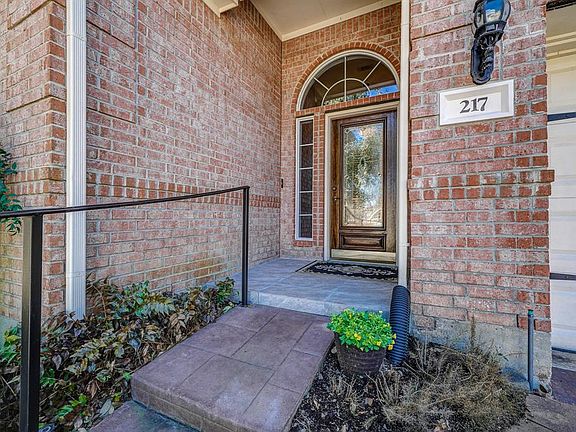 4th image of 217 Creekwood E