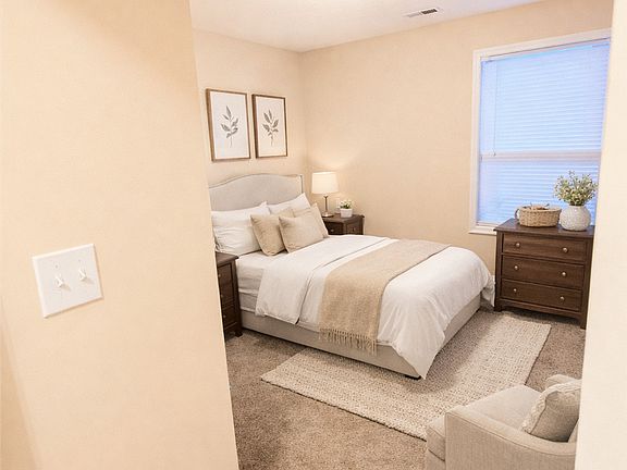 5th image of 11311 Breeze Cir APT 203