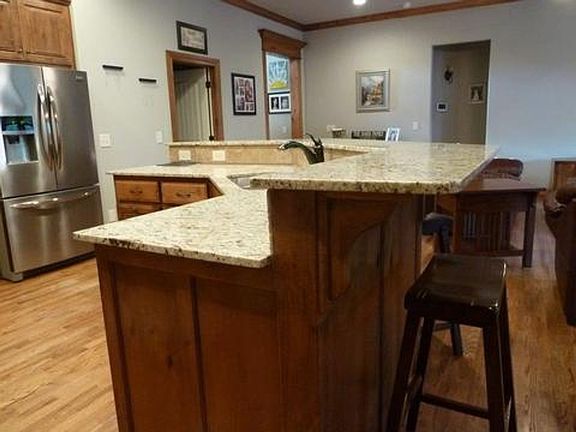4th image of 6204 S 58th St