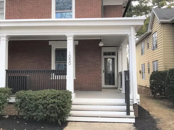 1050 Edgar Ave, Chambersburg, PA 17201