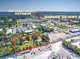 2808 N 26th St, Little Flock, AR 72756