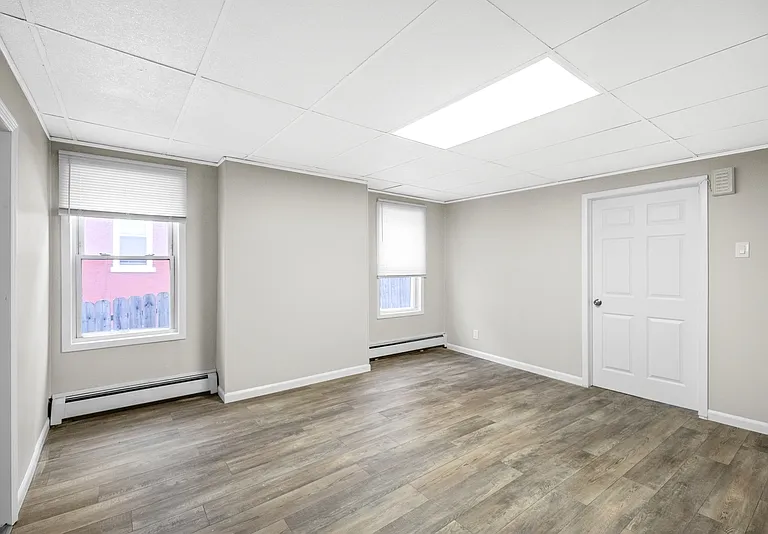 1534 5th Ave #1 — Photo 13